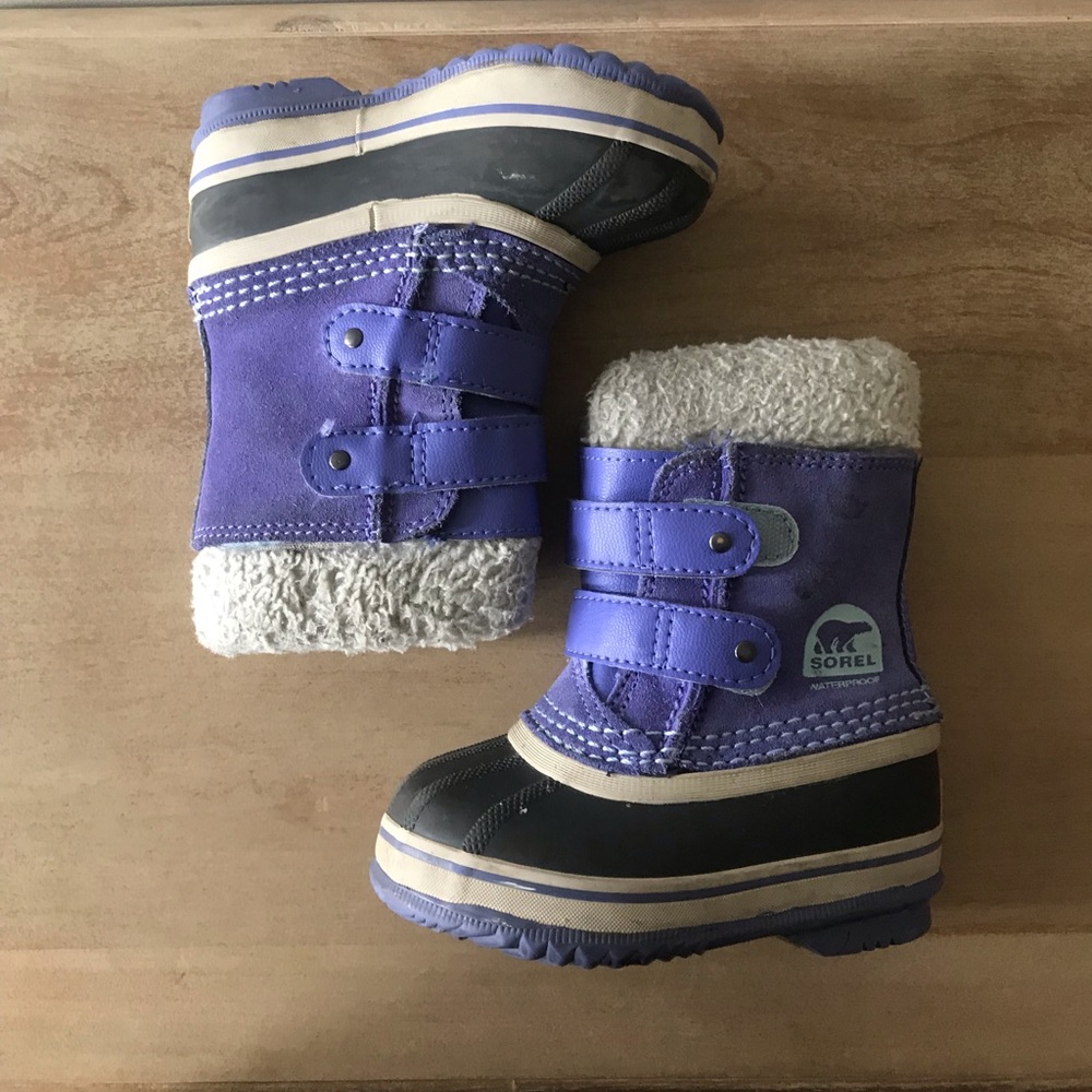SZ:7 Toddler Girls Sorel snow boot